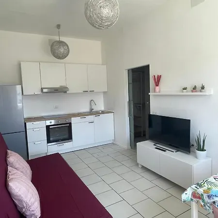 Flamingo Apartment *